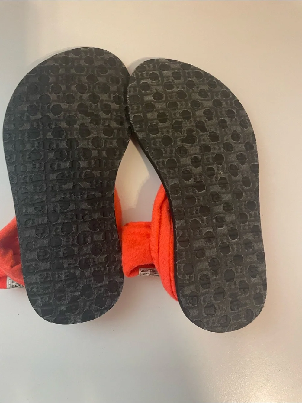 Girls’ Sanuk Yoga Sling 2 Black/Orange Fabric Wrap Flip Flop Sandals
